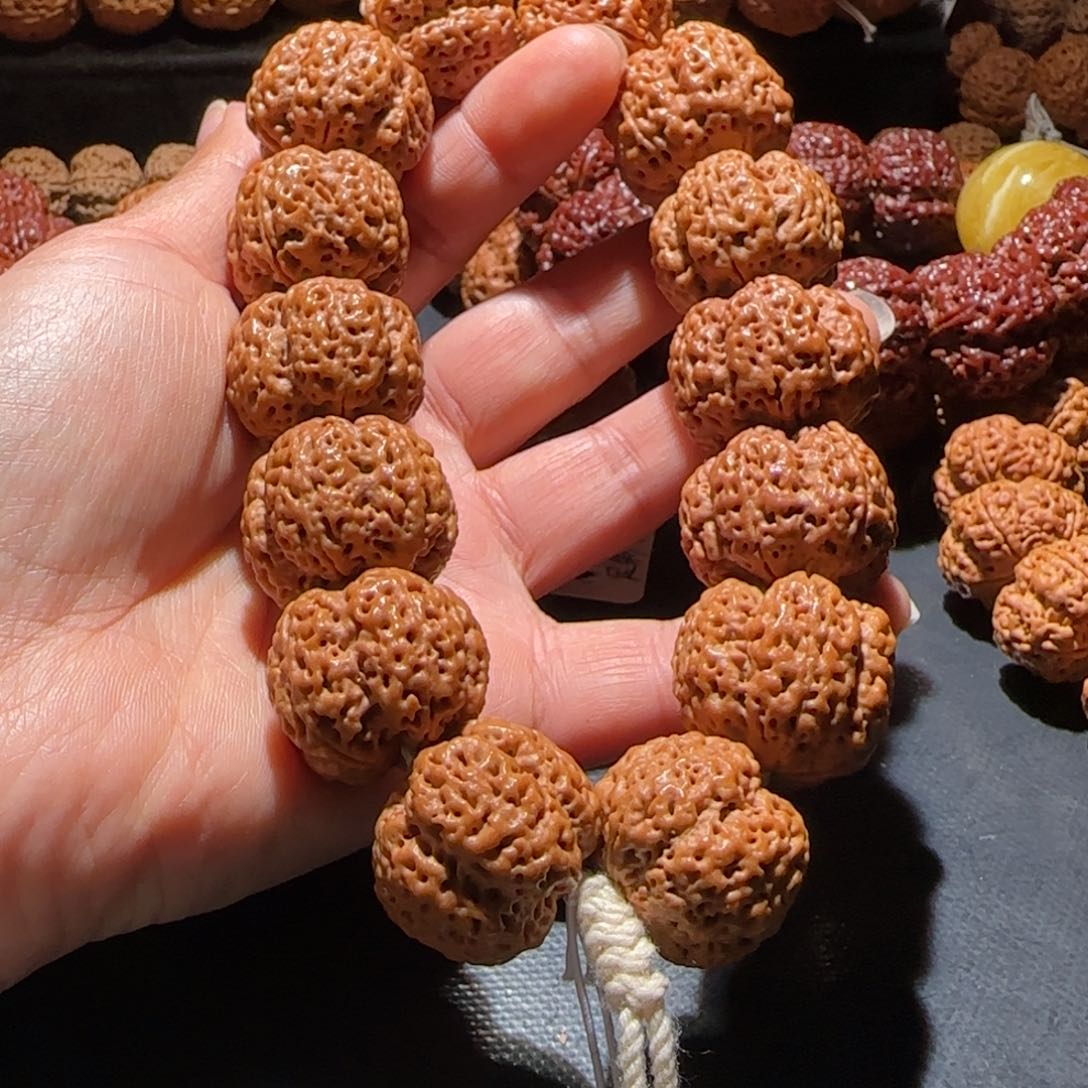 金刚菩提手串25梁定制梅花