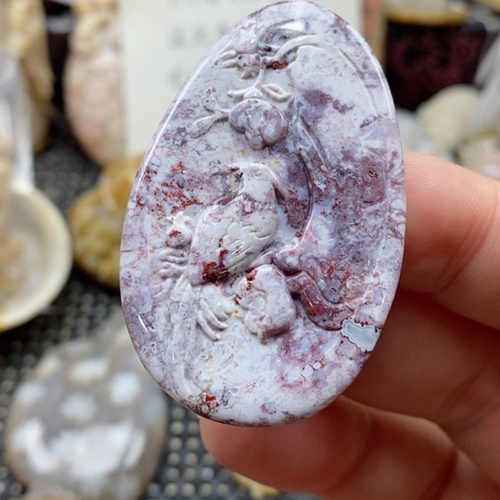 硅化珊瑚（珊瑚玉）颈饰未镶嵌