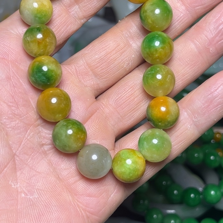 叶***石翡翠未镶嵌颈饰88888888