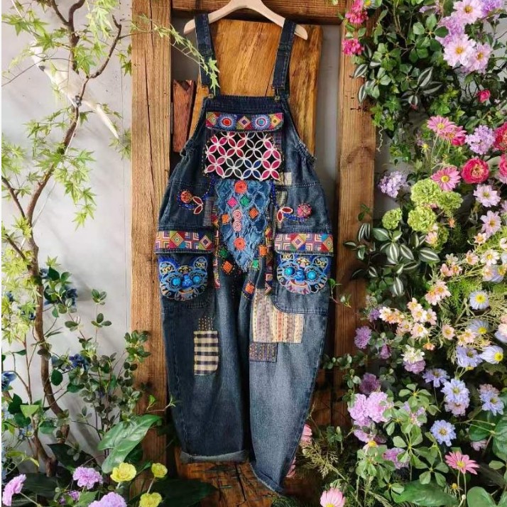 【夕澜】民族风刺绣拼接休闲复古印花重工牛仔背带裤25030牛仔裤
