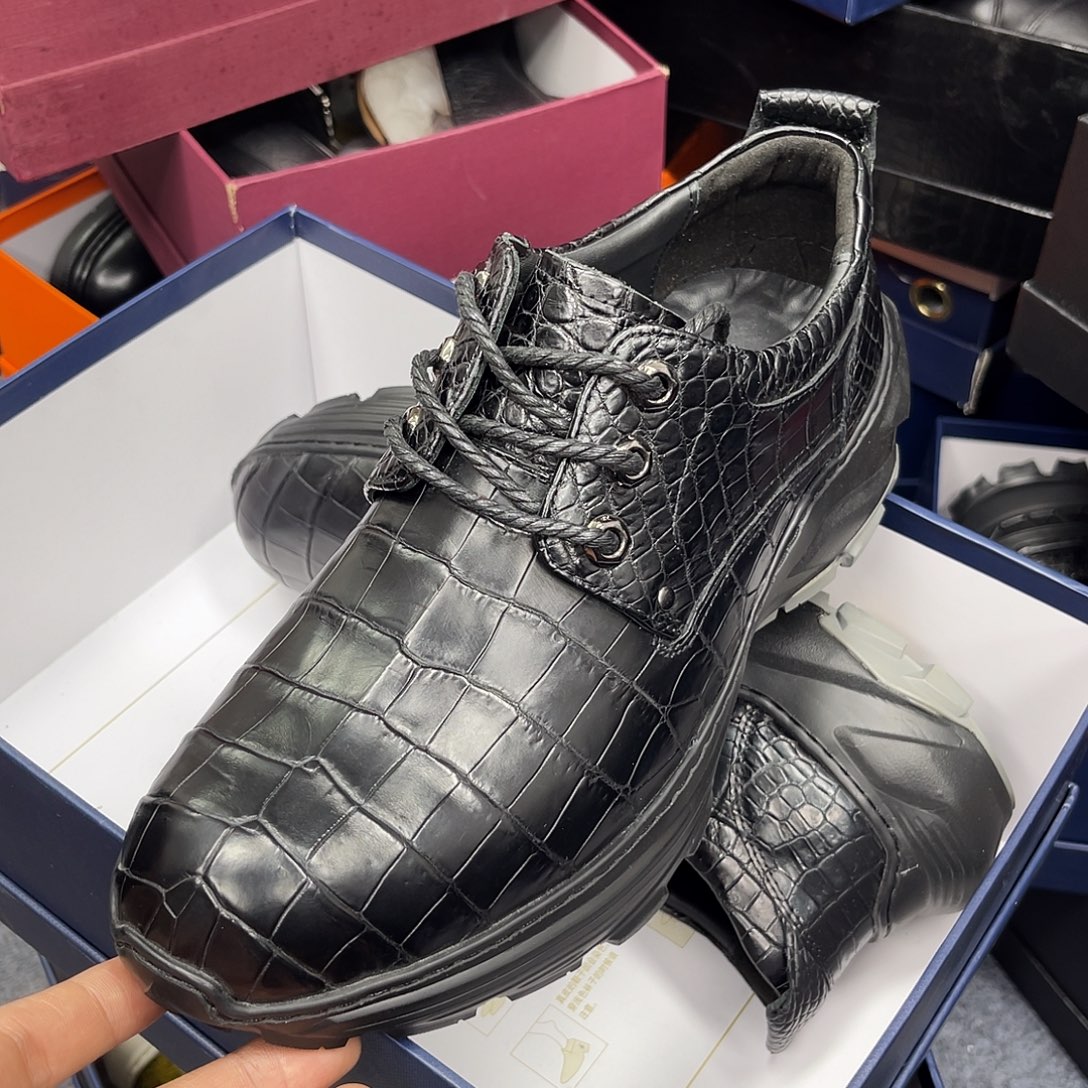 鳄鱼皮（革）40码湾鳄小款雾面鳄鱼皮运动皮鞋