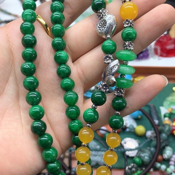 颈饰未镶嵌翡翠吊坠