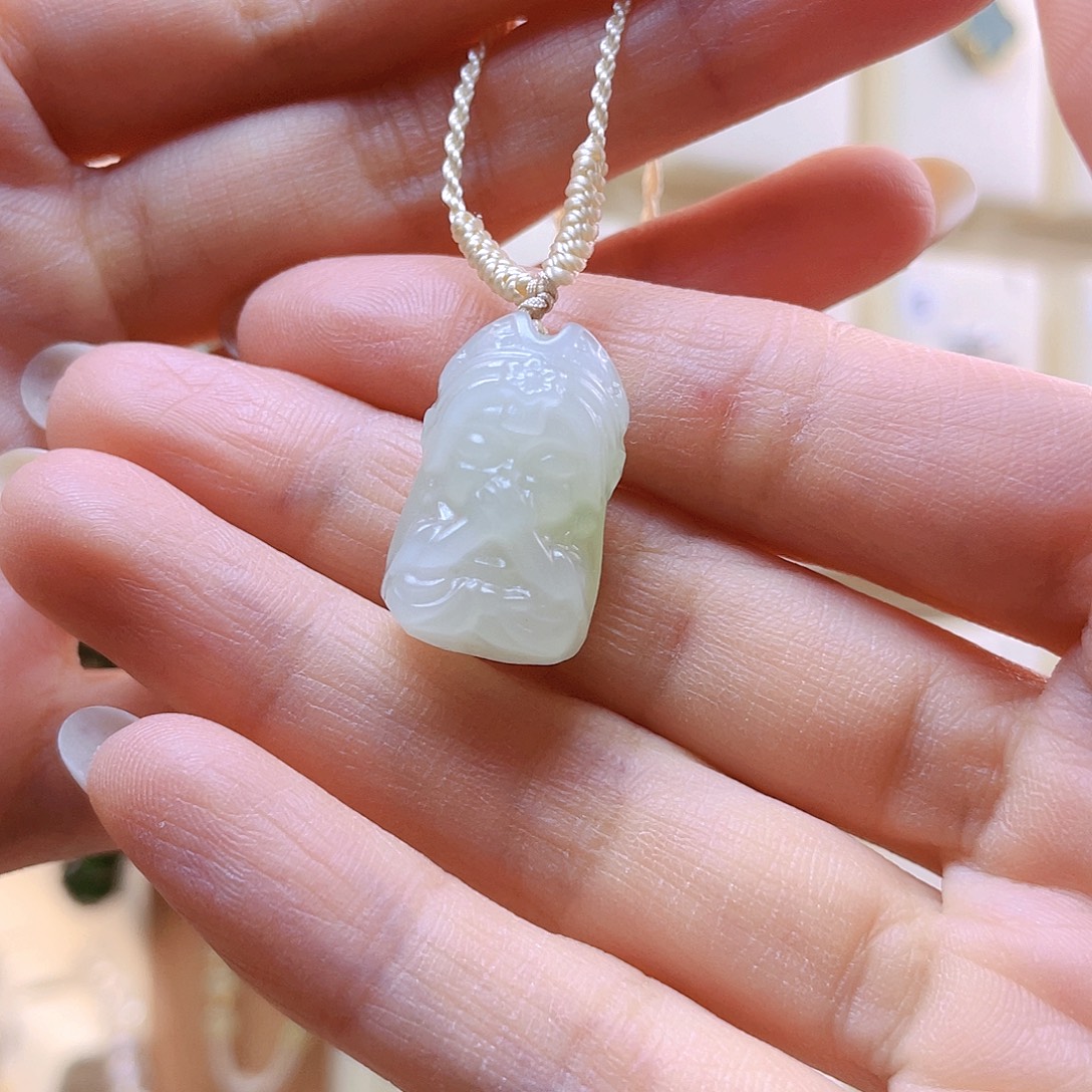 就***米和田玉未镶嵌吊坠(赠链)