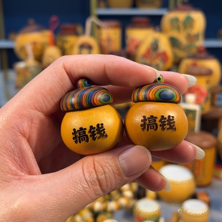 大叶紫檀（黑酸枝木类）妥*