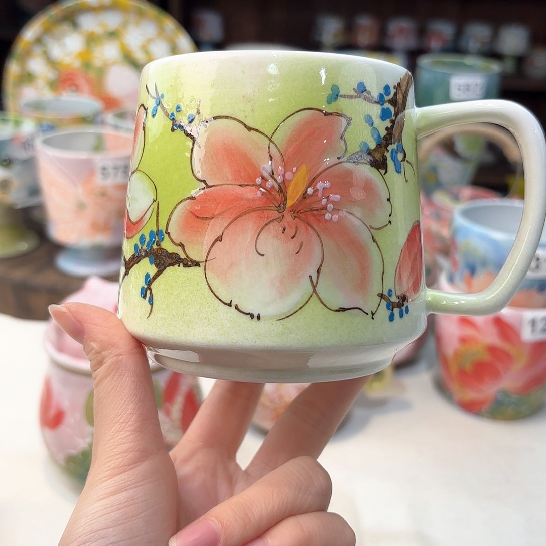 瓷片兔兔的小可爱太好看