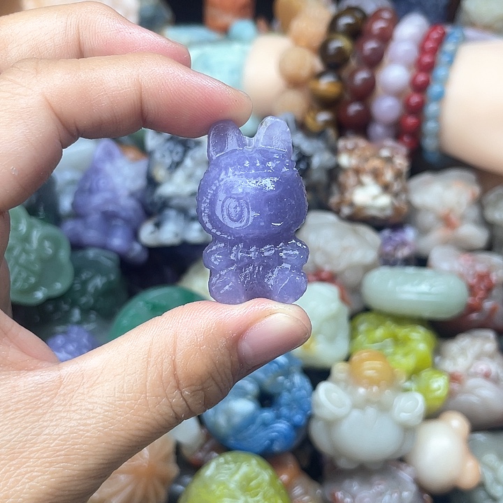 未镶嵌石英质玉珠宝奇石拉布布