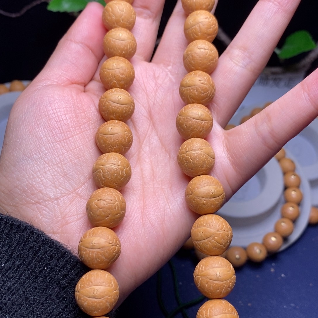 凤眼菩提吊坠14手持