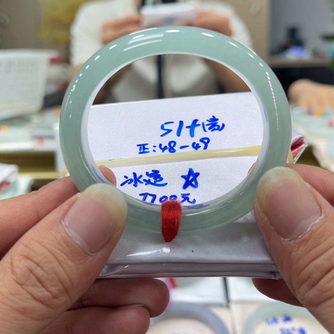 未镶嵌手镯翡翠翡翠手镯