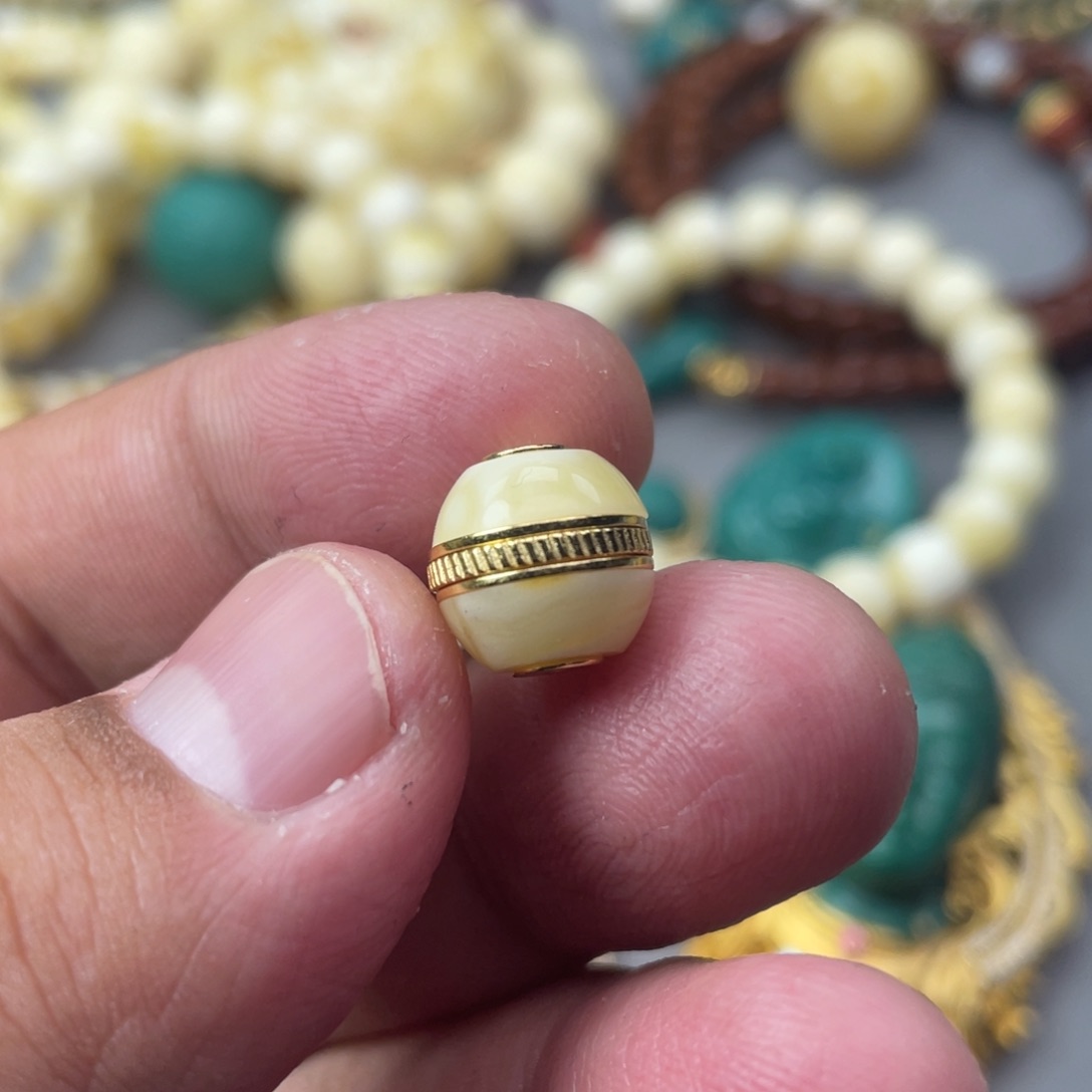 琥珀珠宝奇石未镶嵌257 