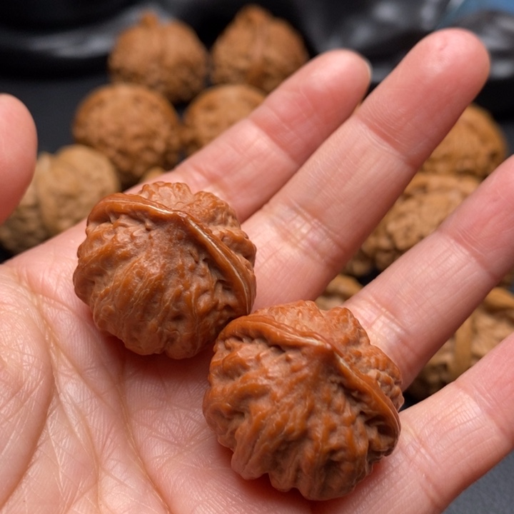 文玩核桃吊坠霸王捻28尺