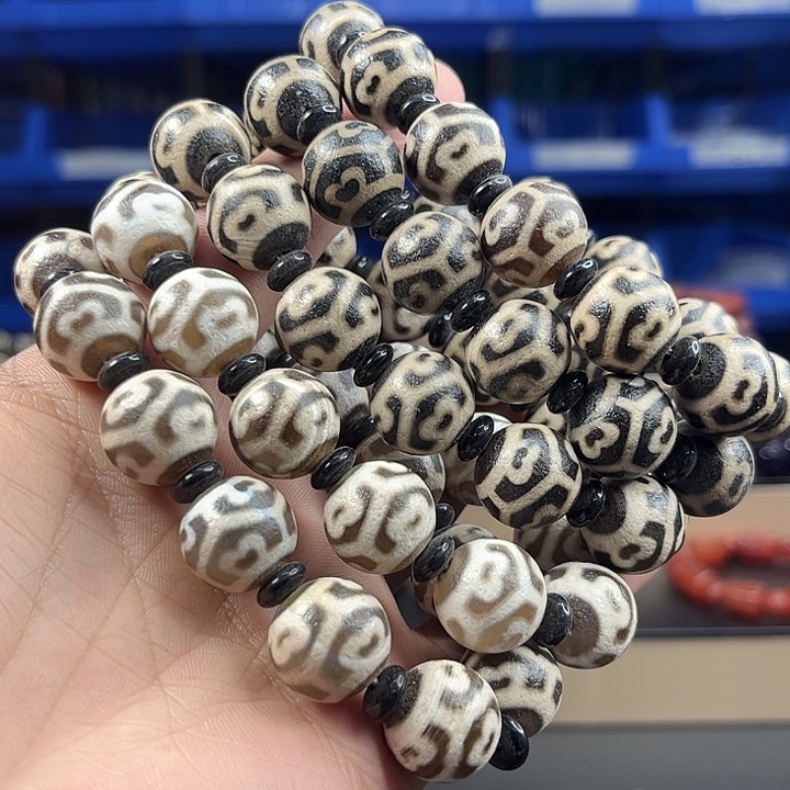 玛瑙未镶嵌手链T45莲花心多样发其一