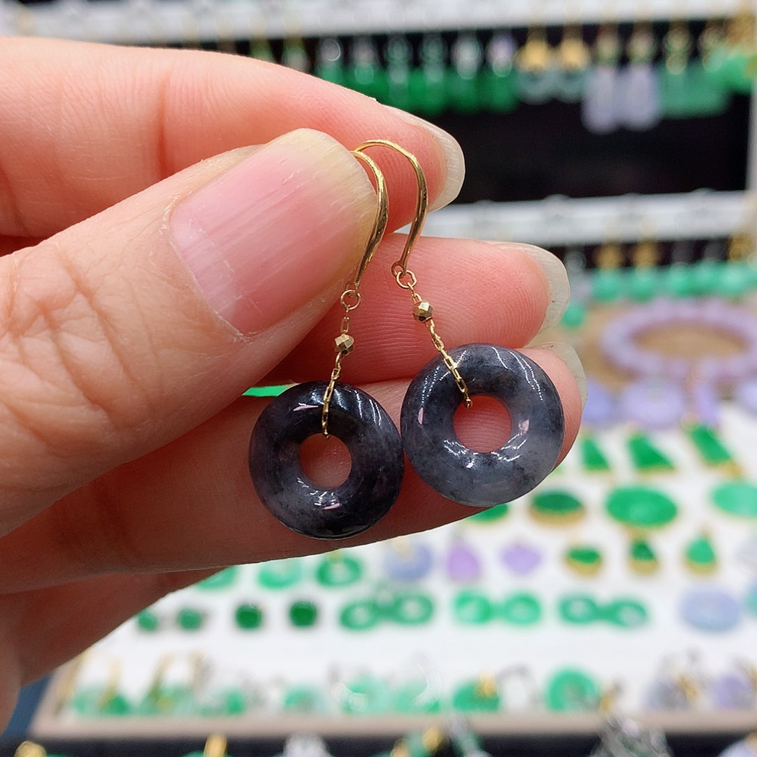 翡翠耳饰18K金镶嵌的