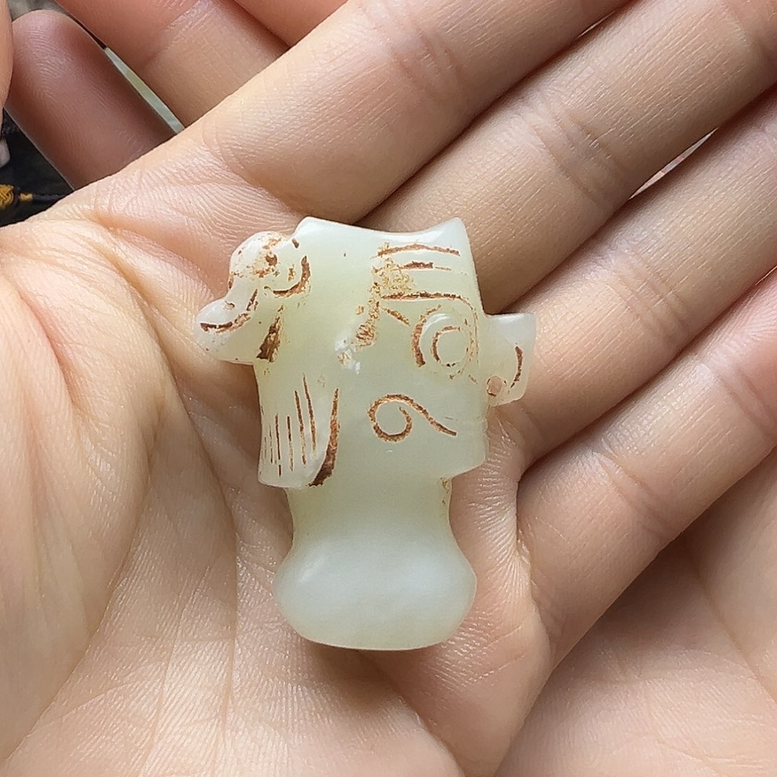 和田玉（糖玉）未镶嵌挂件