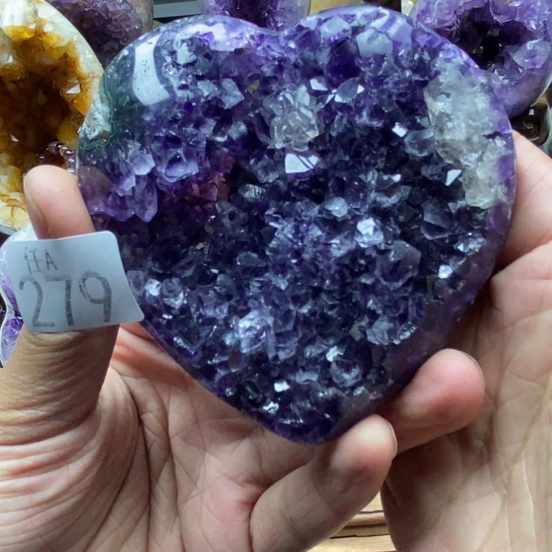 未镶嵌大型摆件（非配饰）水晶