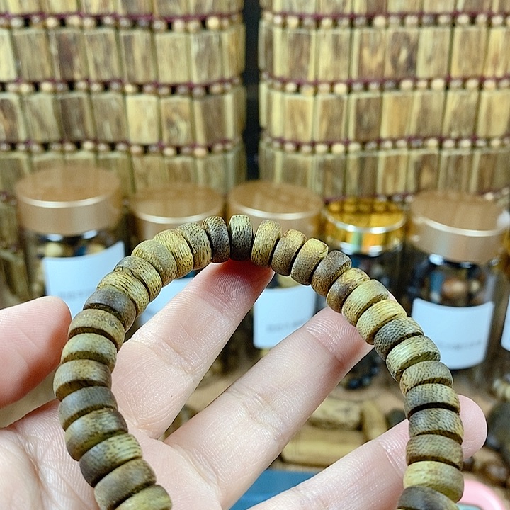 沉香碎屑沉香福*东马片片珠