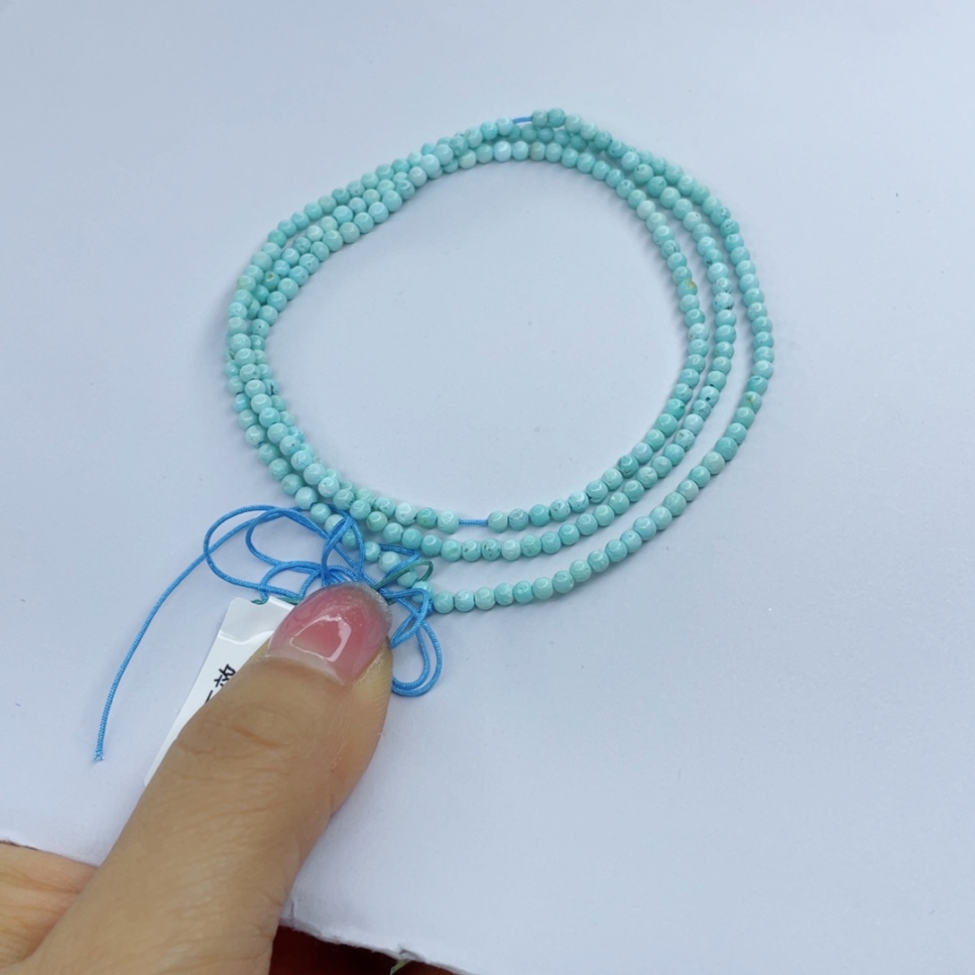 绿松石颈饰未镶嵌