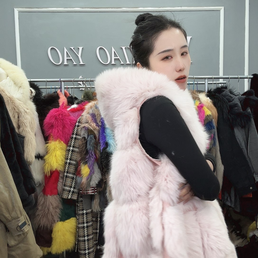 姚小妖家高端皮草