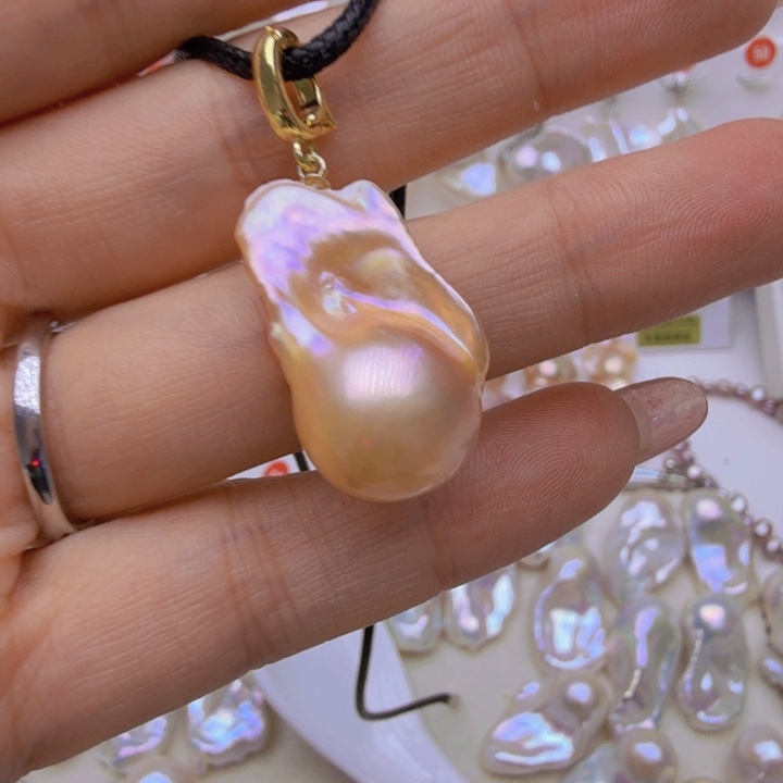 未镶嵌颈饰淡水珍珠