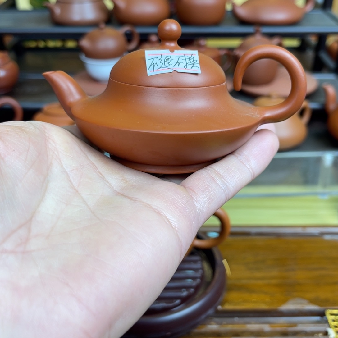 紫砂壶潮州手拉壶，微瑕，不退不换（慎拍）