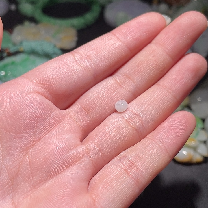 颈饰未镶嵌翡翠?****࿐天