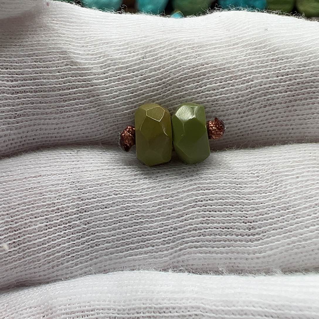 绿松石未镶嵌无相隔珠 