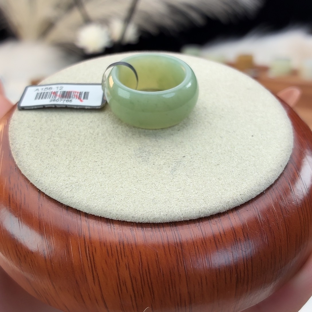 和田玉未镶嵌戒指粉青墩墩17.9mmj20