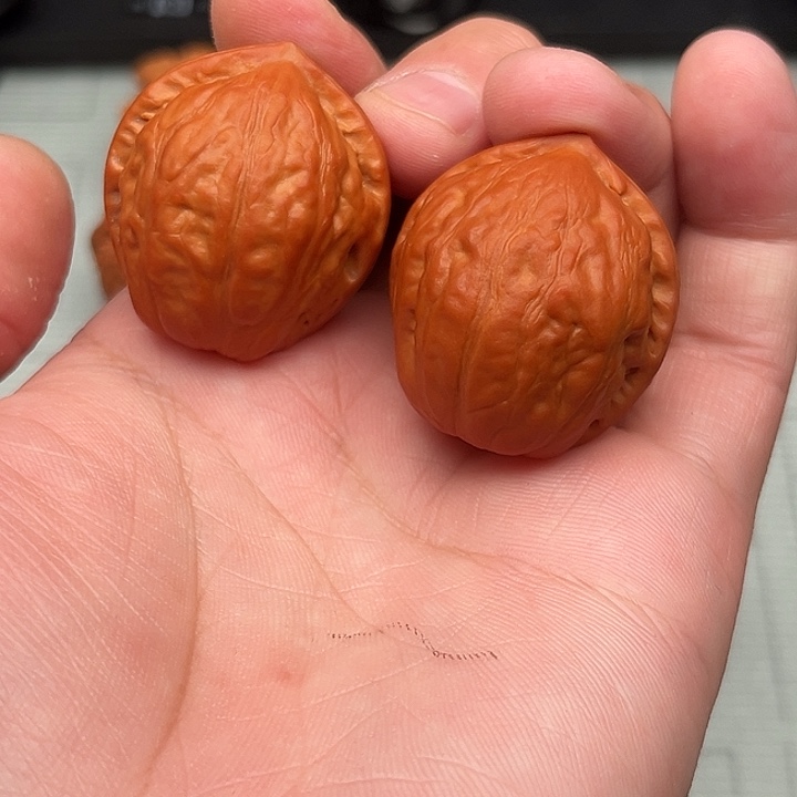 把件文玩核桃赤霞珠