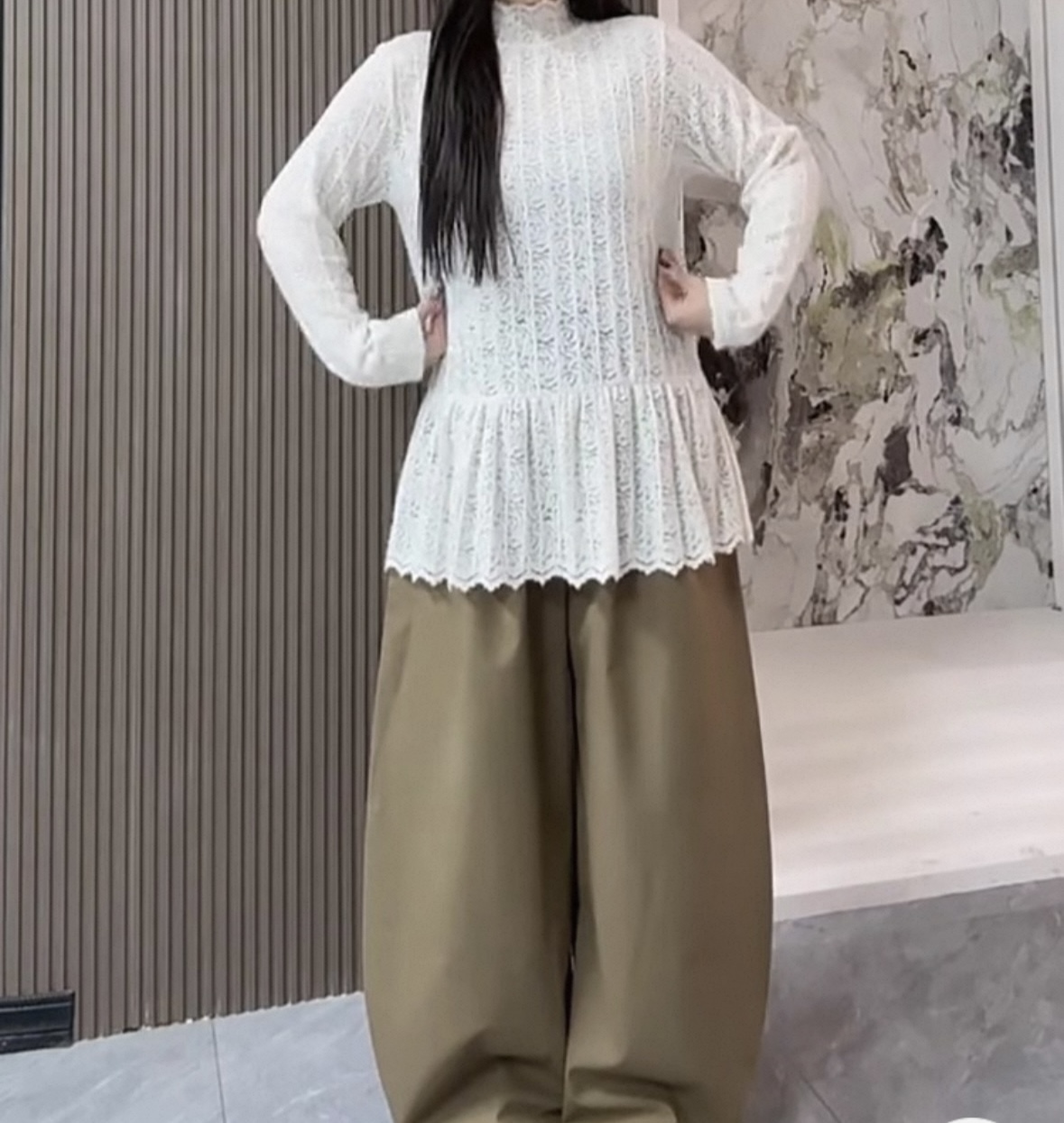 【冯七七】2025年新款升级版抓绒蕾丝打底