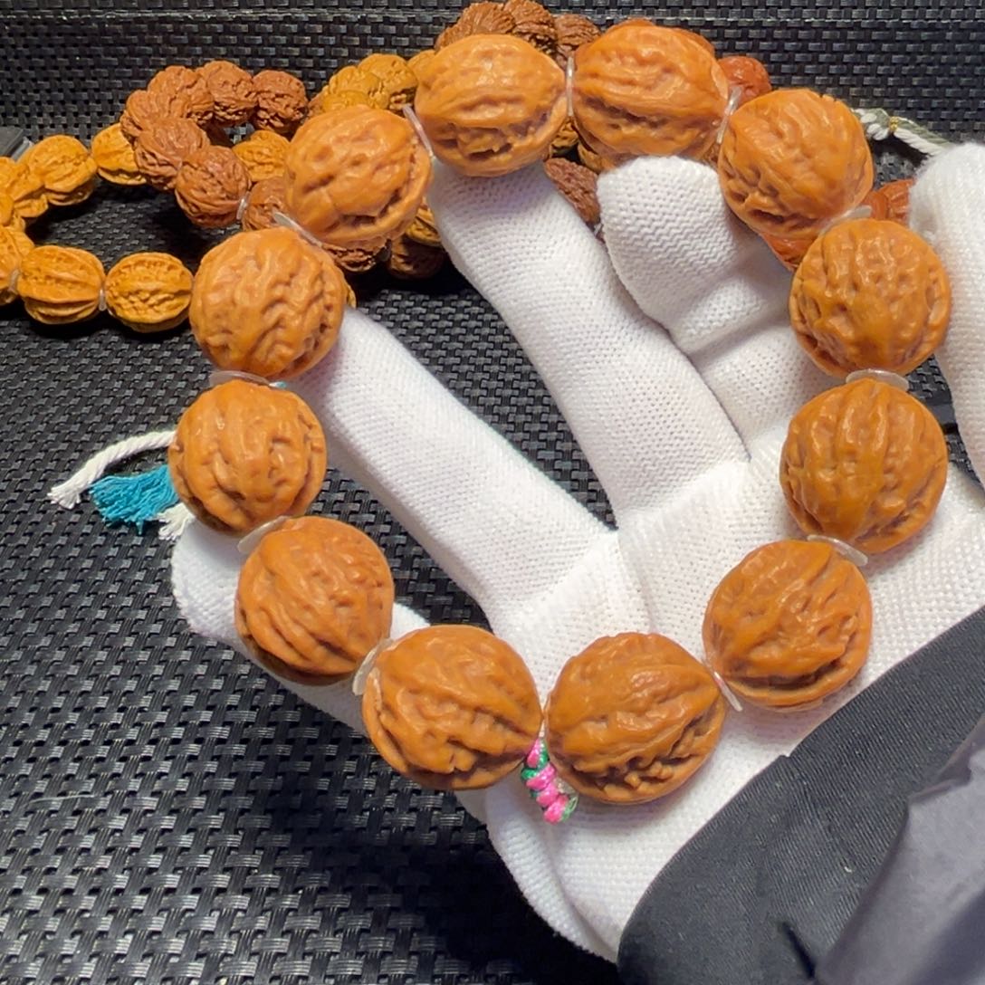 文玩核桃吊坠京八棱21➕