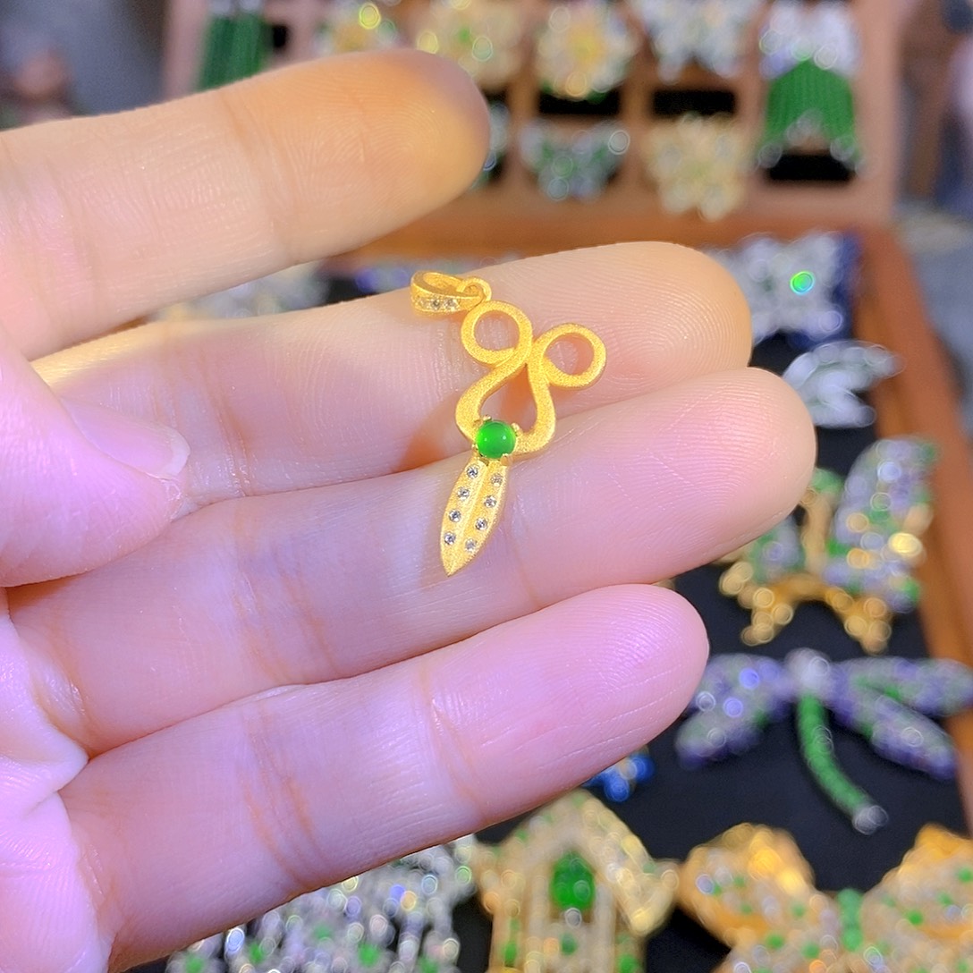 吊坠(不含链)银S925镶嵌翡翠