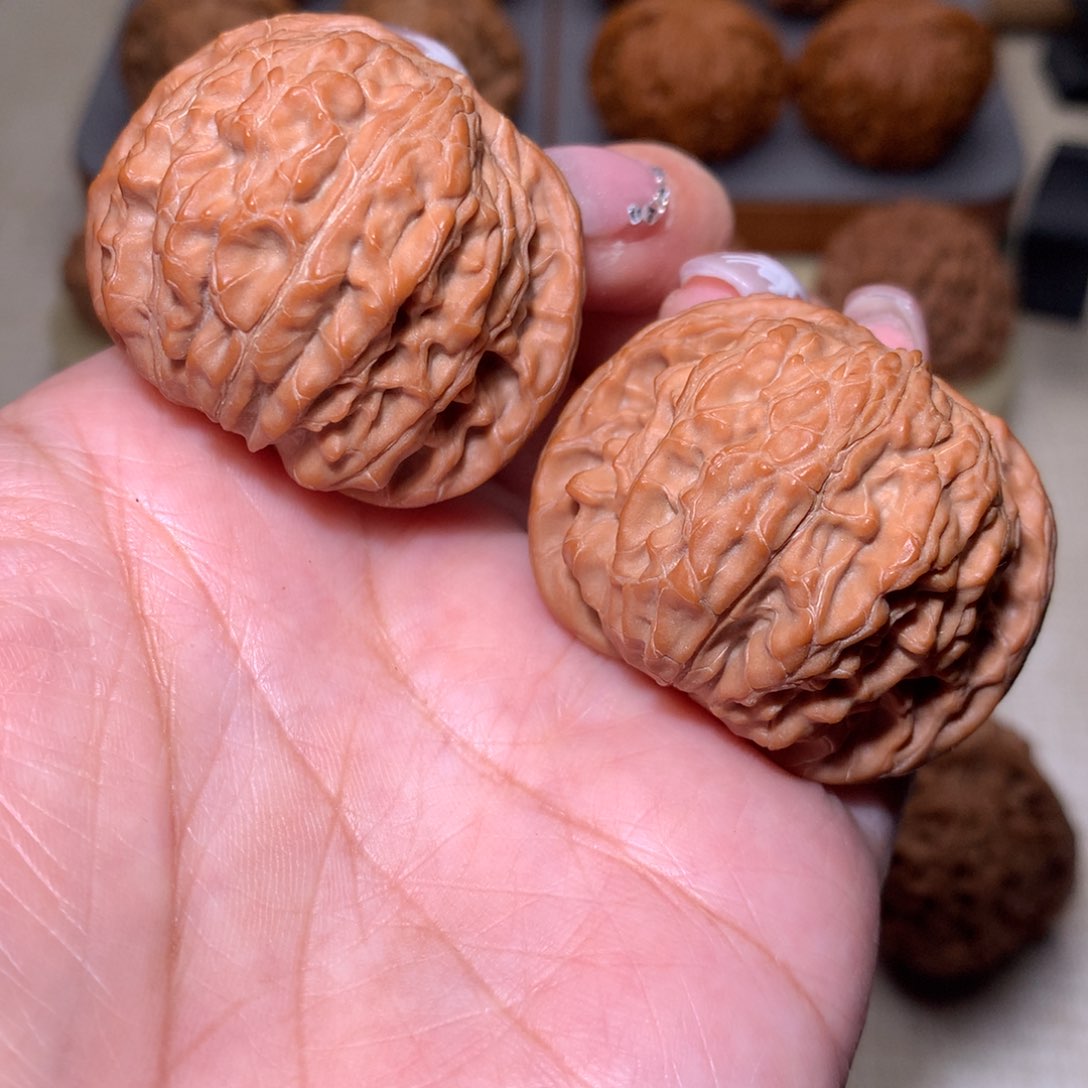 文玩核桃把件正磨