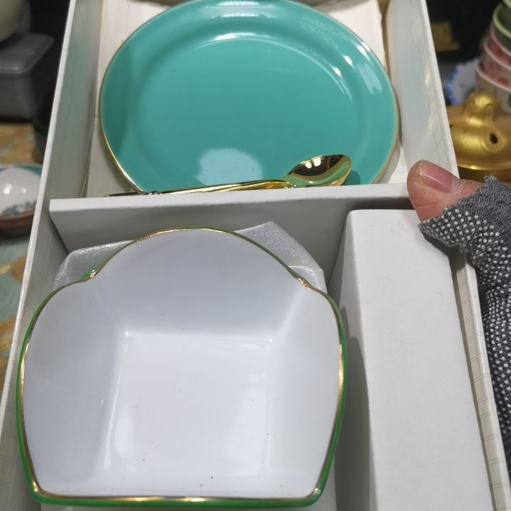 瓷片l****6新年快乐万事如意