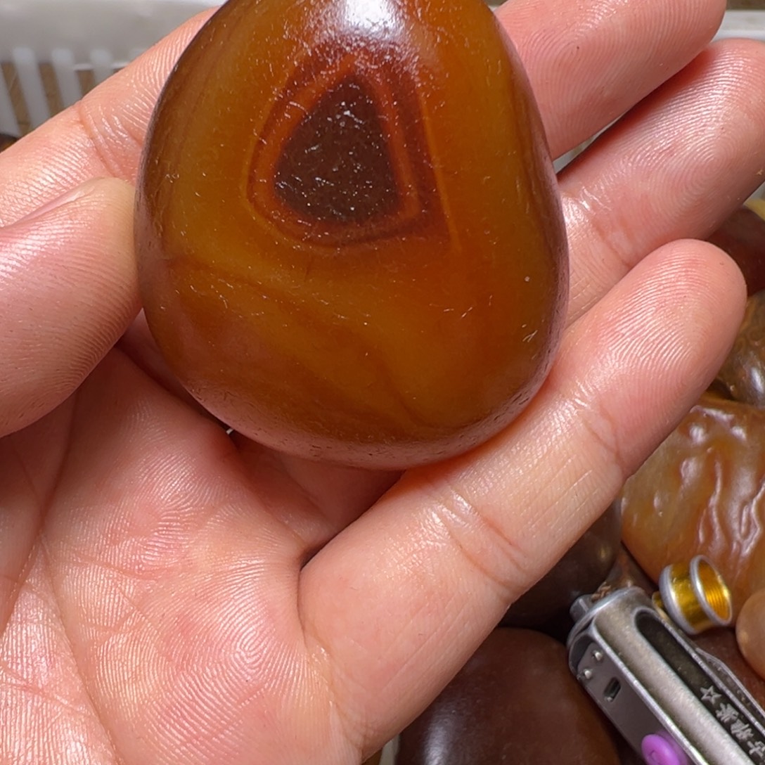 晓***月瓷片马达加斯加奇石