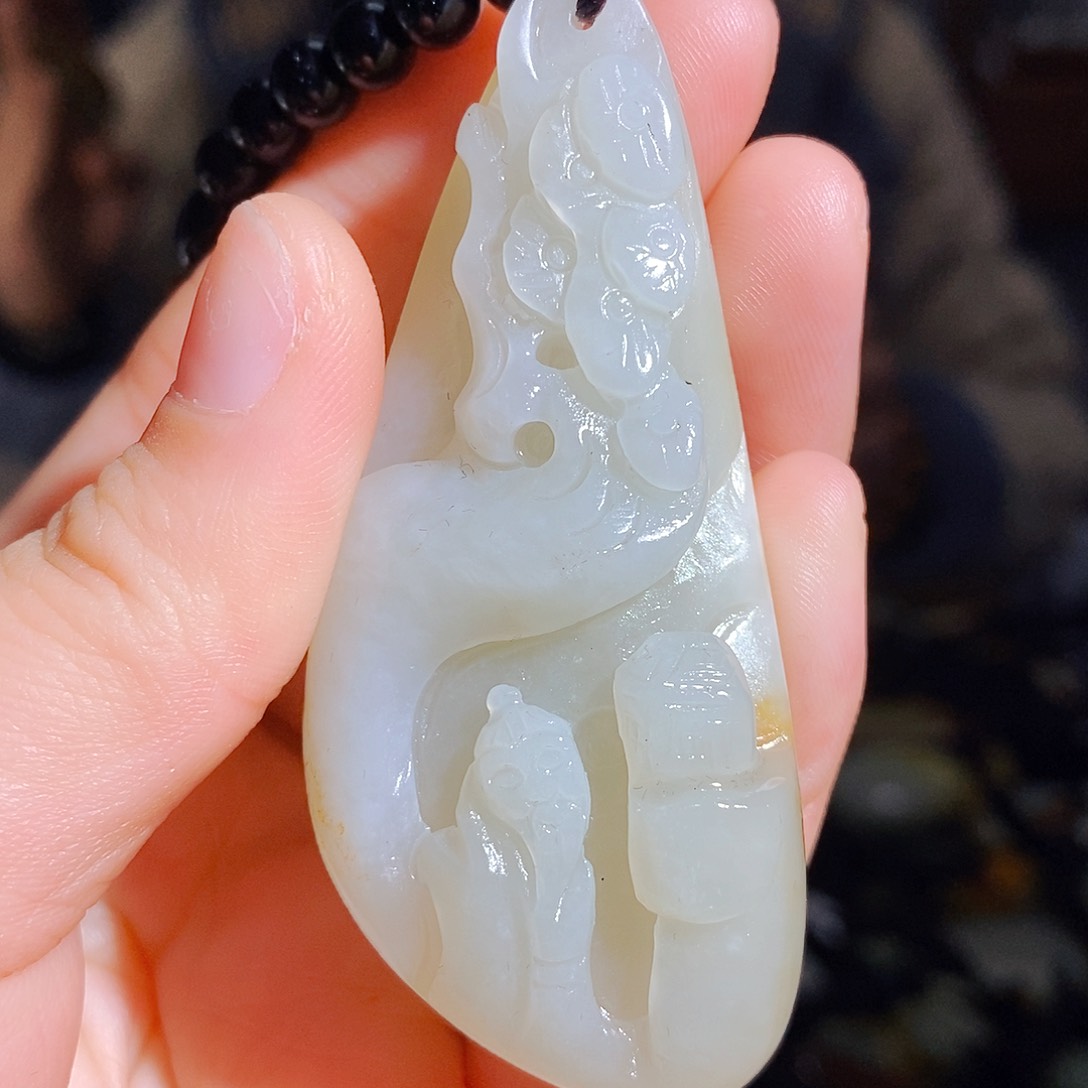 和田玉颈饰未镶嵌