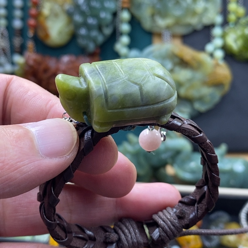 【闪购商品】未镶嵌岫玉手牌