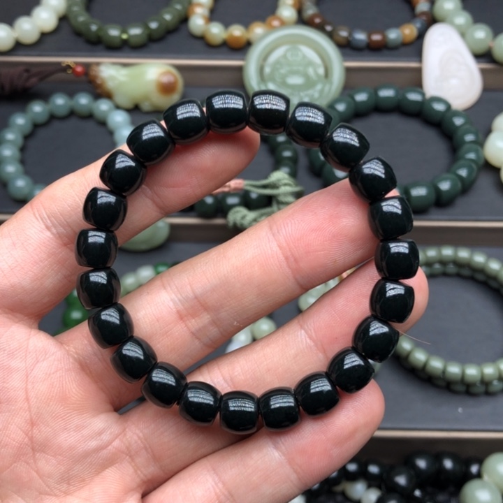 和田玉手链未镶嵌