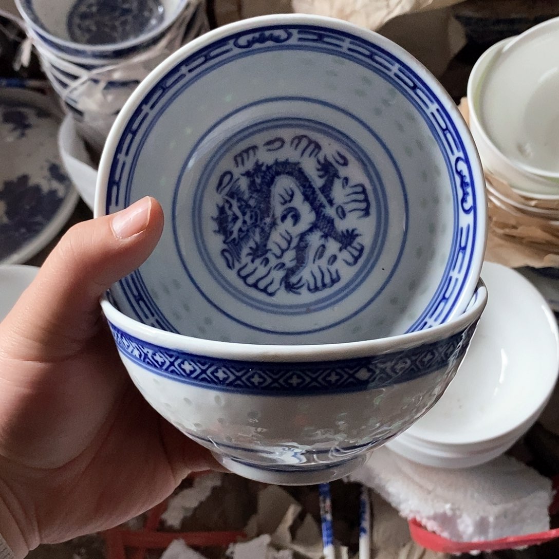 摆件4.5寸青花玲珑瓷碗拍6发8