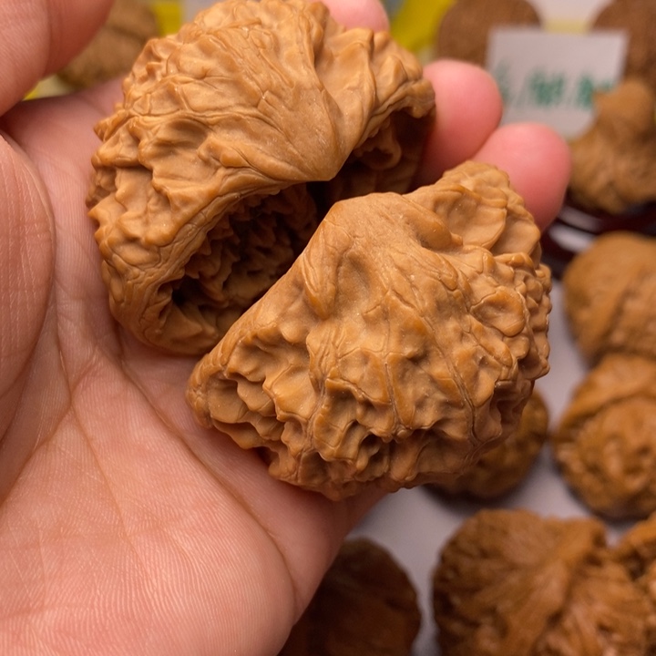 文玩核桃把件蛇王