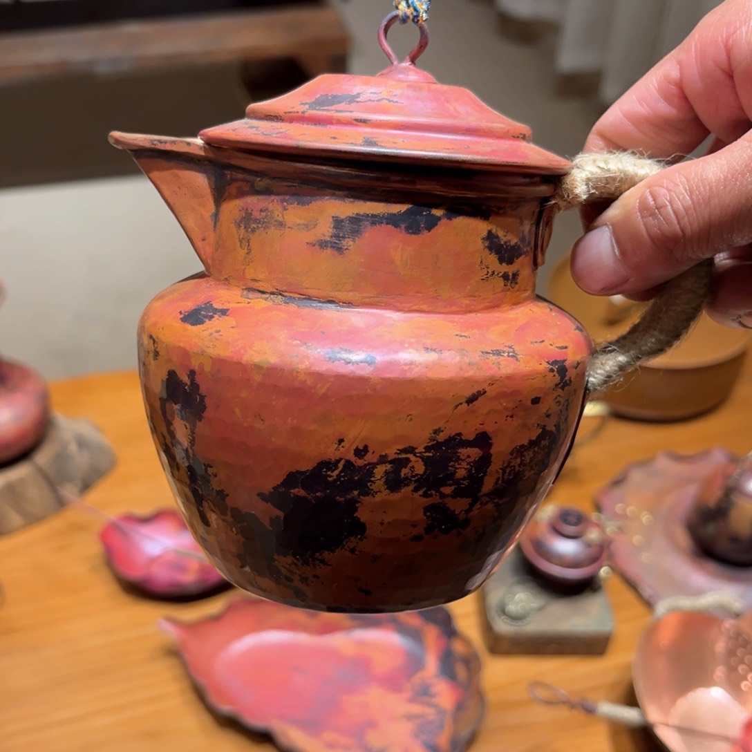 淬火色600煮茶罐手工锻打工艺