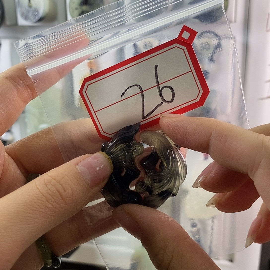 蛇纹石玉颈饰未镶嵌原****茶26