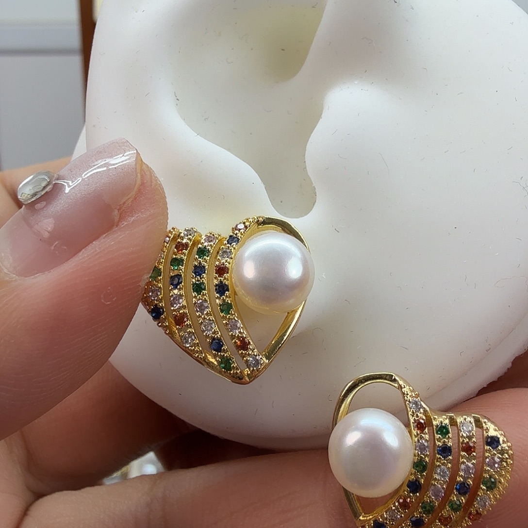 淡水珍珠耳饰未镶嵌