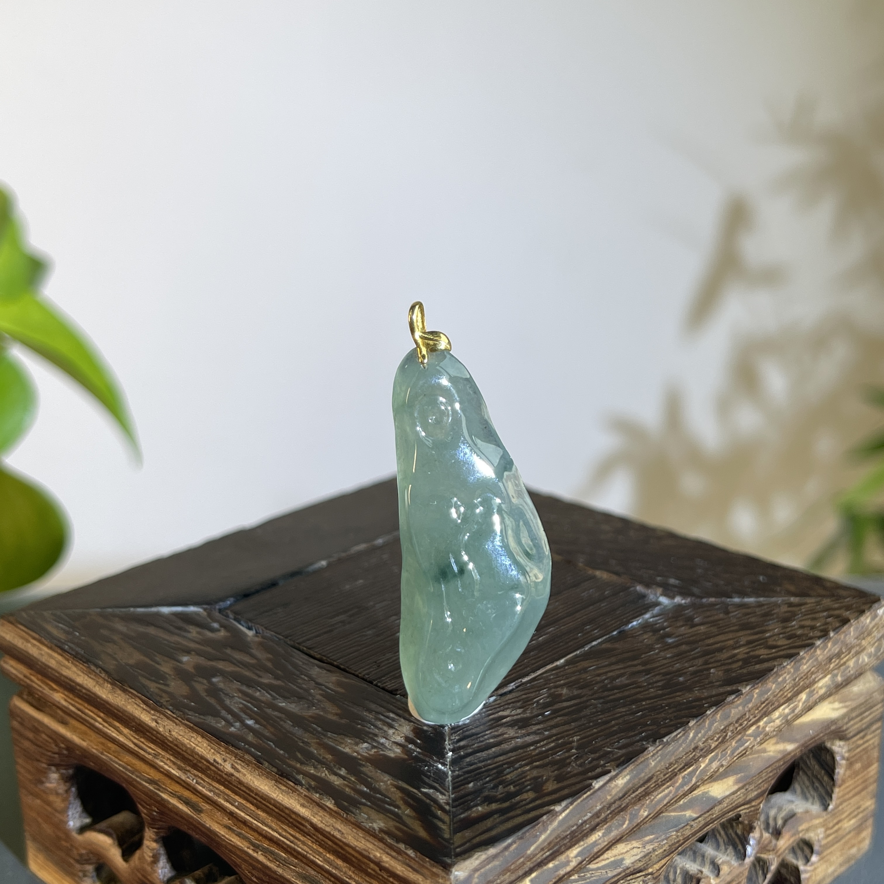 JCA26-53   18K精品天然翡翠A货原石吊坠