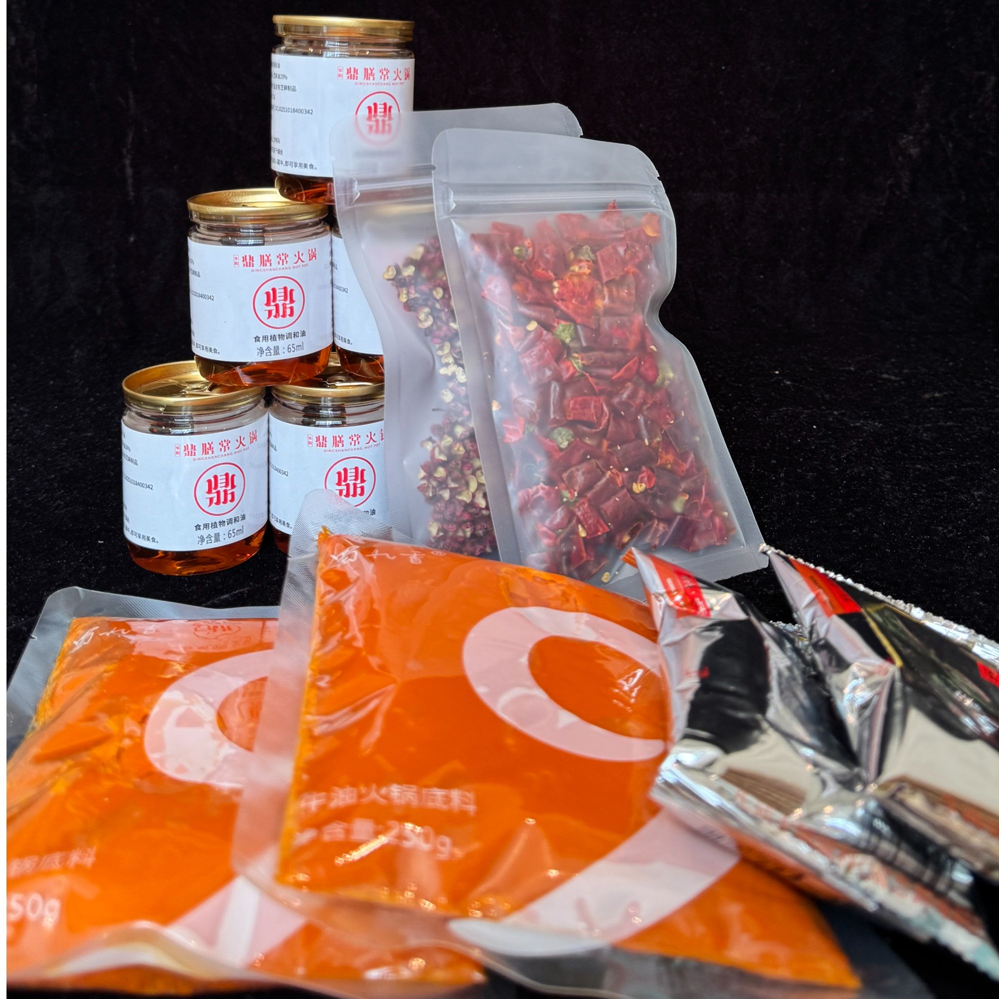 华阳鼎膳常火锅底料-2大包牛油火锅底料加4袋辅料6罐香油调料