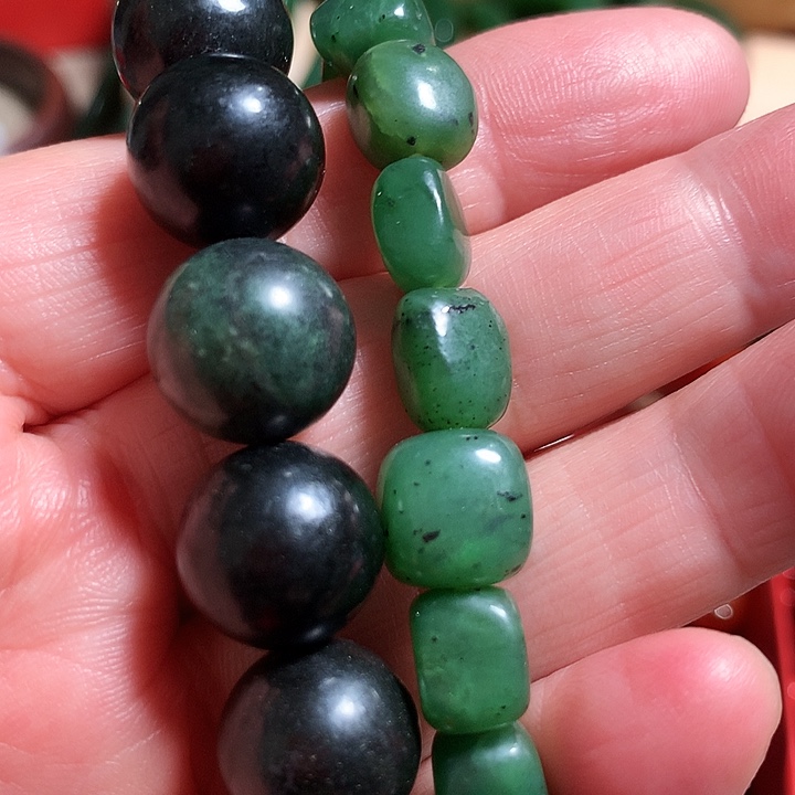 套链未镶嵌透闪石质玉