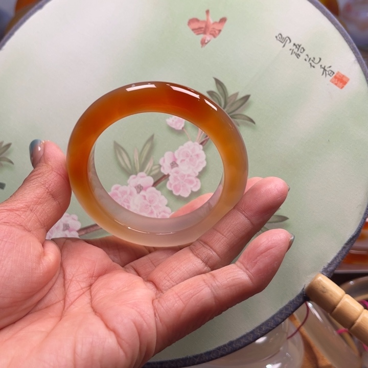 玛瑙/玉髓未镶嵌手镯
