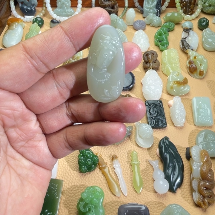 和田玉颈饰未镶嵌定制款