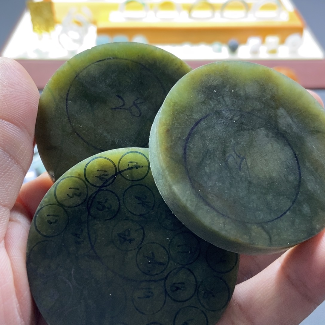 定制翡翠翡翠未镶嵌奶****口