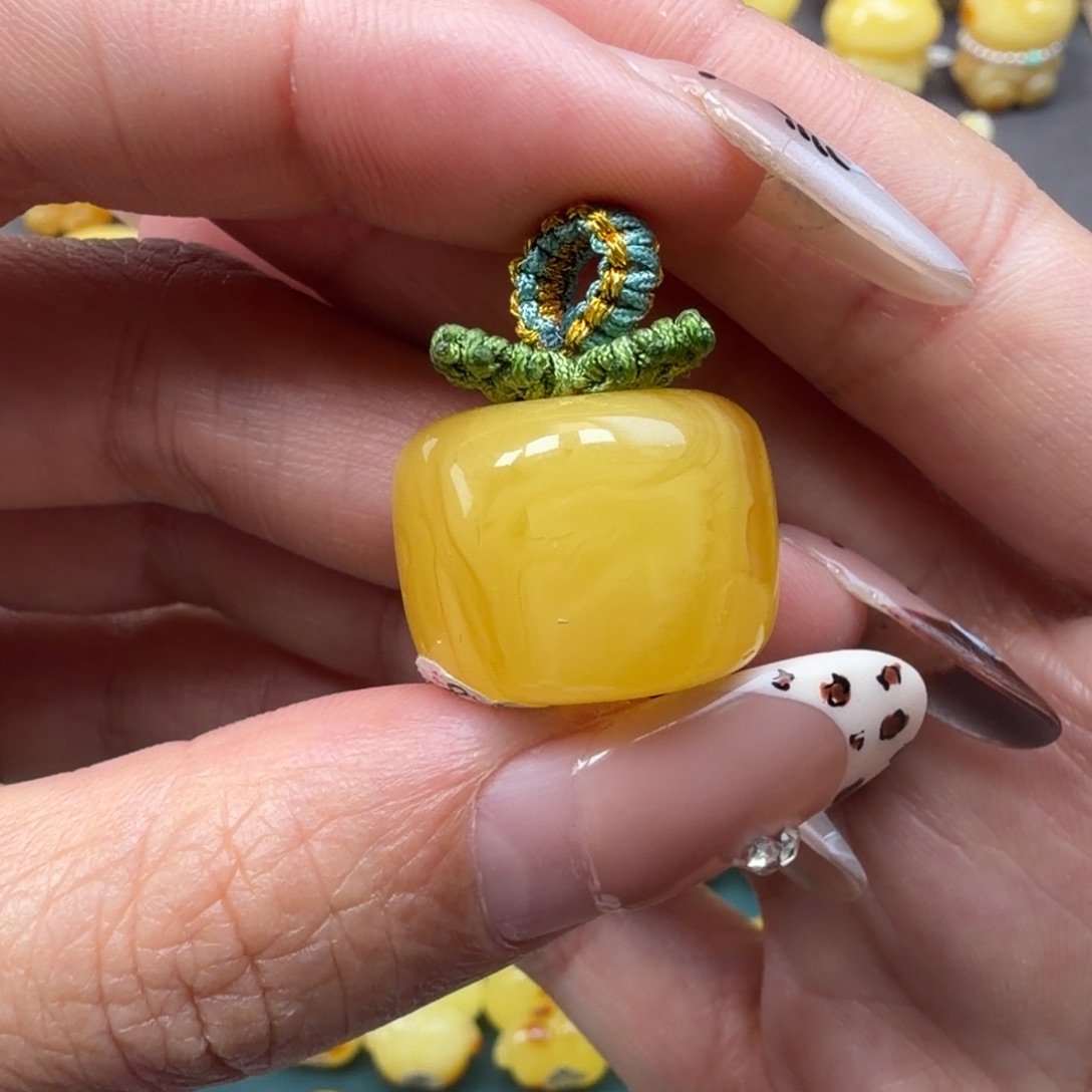 琥珀未镶嵌裸石蜜蜡