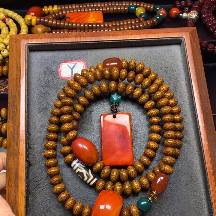 星月菩提吊坠菩提