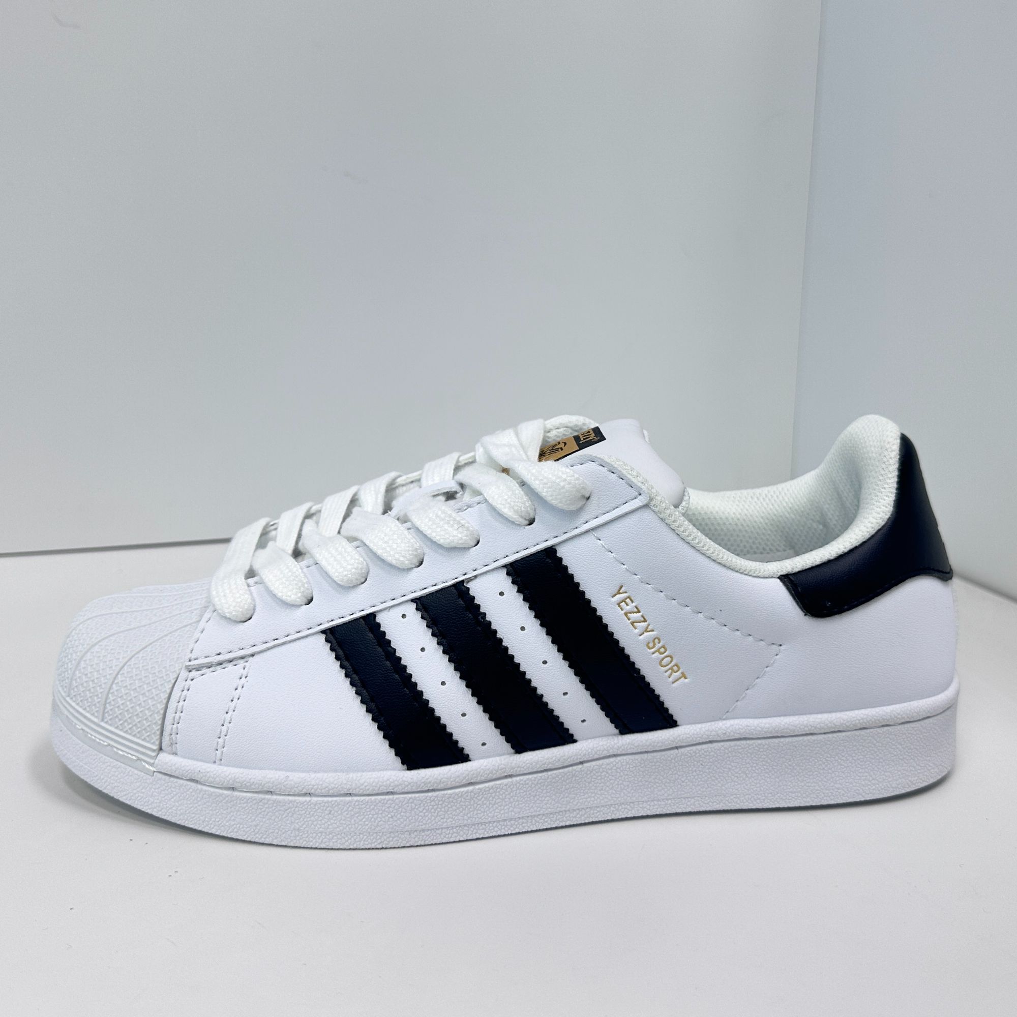 男女同款潮流前卫防滑低帮贝壳头板鞋[nini]